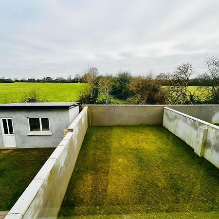 Room In Limerick Junction Exteriér fotografie